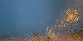 Flughafen BER: Wetterbedingt keine Starts Passagiere müssen laut BER-Sprecherin mit Flugausfällen sowie massiven Verspätungen rechnen.