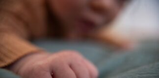 Tempelhof-Schöneberg hatte 2025 die meisten Babys In fast allen Bezirken kamen etwas mehr Jungen als Mädchen zur Welt. (Symbolbild)