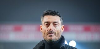 Eintracht bei Riera-Debüt: Auch der «Boss» bleibt ohne Sieg War mit seinem Debüt als Eintracht-Trainer nicht unzufrieden: Albert Riera.