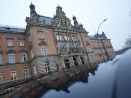 Prozess gegen rechtsextreme Terrorgruppe beginnt am 5. März Der Prozess gegen die mutmaßlichen Mitglieder einer rechtsextremistischen Terrorzelle soll im Hamburger Strafjustizgebäude stattfinden. (Archivbild)
