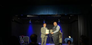 Ben Blu’s Illusionstheater wird „Magischer Ort“ – Auszeichnung vom Magischen Zirkel von Deutschland Foto: Ben Blu's Illusionstheater