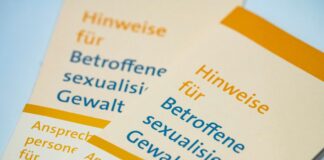 Missbrauch in der katholischen Kirche: Beirat für Betroffene Ein neuer Betroffenenbeirat soll sich gründen. (Symbolbild)