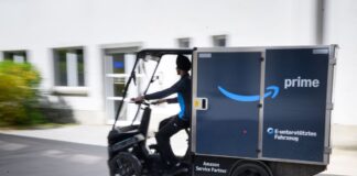 Der Online-Händler Amazon hat eine weitere Zustellbasis für Elektro-Lastenräder in Betrieb genommen.