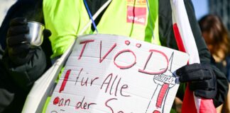 CDU und SPD wollen bessere Bezahlung bei Vivantes-Töchtern Bezahlung nach dem Tarifvertrag des öffentlichen Dienstes (TVÖD) fordert die Gewerkschaft Verdi für die Vivantes-Tochterunternehmen. (Symbolbild)