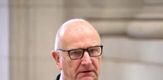 Woidke für Länder-Sonderkonferenz zu Energiepreisen Nach Schwesigs Vorstoß zieht Brandenburgs Landeschef Woidke nach: Kommt jetzt ein Sondertreffen der Ministerpräsidenten zum Thema Entlastungen?