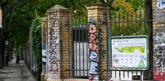 Seit Anfang März wird der Görlitzer Park jeden Abend um 22.00 Uhr geschlossen. (Archivbild)