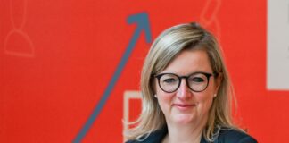 Brandenburgs Wirtschaftsministerin sieht die sogenannte Entlastungsprämie, die Unternehmen ihren Beschäftigten zahlen können sollen, kritisch. (Archivbild)