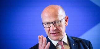 Wegner hält Verlängerung von Tankrabatt für nötig «Wir brauchen nachhaltige Lösungen», sagte Wegner.