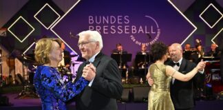 Bundespresseball mit Steinmeier in Berlin Auch dieses Jahr haben sich Bundespräsident Frank-Walter Steinmeier und seine Frau Elke Büdenbender beim Bundespresseball angesagt. (Archivbild)