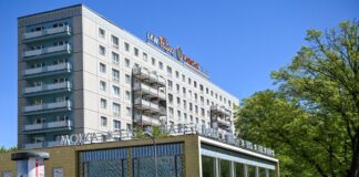 Im Osten was Neues: Die Mokka-Milch-Eisbar öffnet wieder Nach einigen Jahren des Leerstands und der denkmalgerechten Sanierung startet der Betrieb bei Mokka Milch bald. (Archivbild)