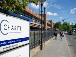 Warum ein Ebola-Patient in Berlin behandelt werden soll Die Charité hat die größte Sonderisolierstation Deutschlands. (Symbolbild)