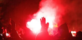 Über 2000 Menschen zogen durch Kreuzberg. 