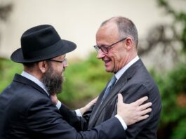 Merz: Jüdisches Leben gehört zu Deutschland Merz und die CDU-Spitze kamen zur Präsidiumssitzung auf den jüdischen Campus in Berlin.