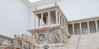Derzeit für Besucher geschlossen: der berühmte Pergamonaltar. (Archivbild)