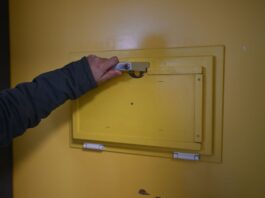 Kündigung von Ärzten im Maßregelvollzug ist vom Tisch Nach Missbrauchsvorwürfen gegen einen Straftäter im Maßregelvollzug sind die fristlosen Kündigungen der ärztlichen Leitung in Brandenburg an der Havel vom Tisch. (Symbolbild)