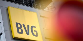 Die Berliner Verkehrsbetriebe (BVG) vergeben bestimme Aufträge an externe Dienstleister und stellen diesen auch Kundendaten zur Verfügung. (Symbolbild)  