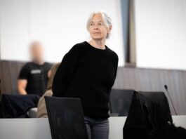 Klette-Anwalt erhebt schwere Vorwürfe gegen Gericht Im Prozess gegen die ehemalige RAF-Terroristin Daniela Klette wegen Raubüberfällen hat das Plädoyer der Verteidigung begonnen.