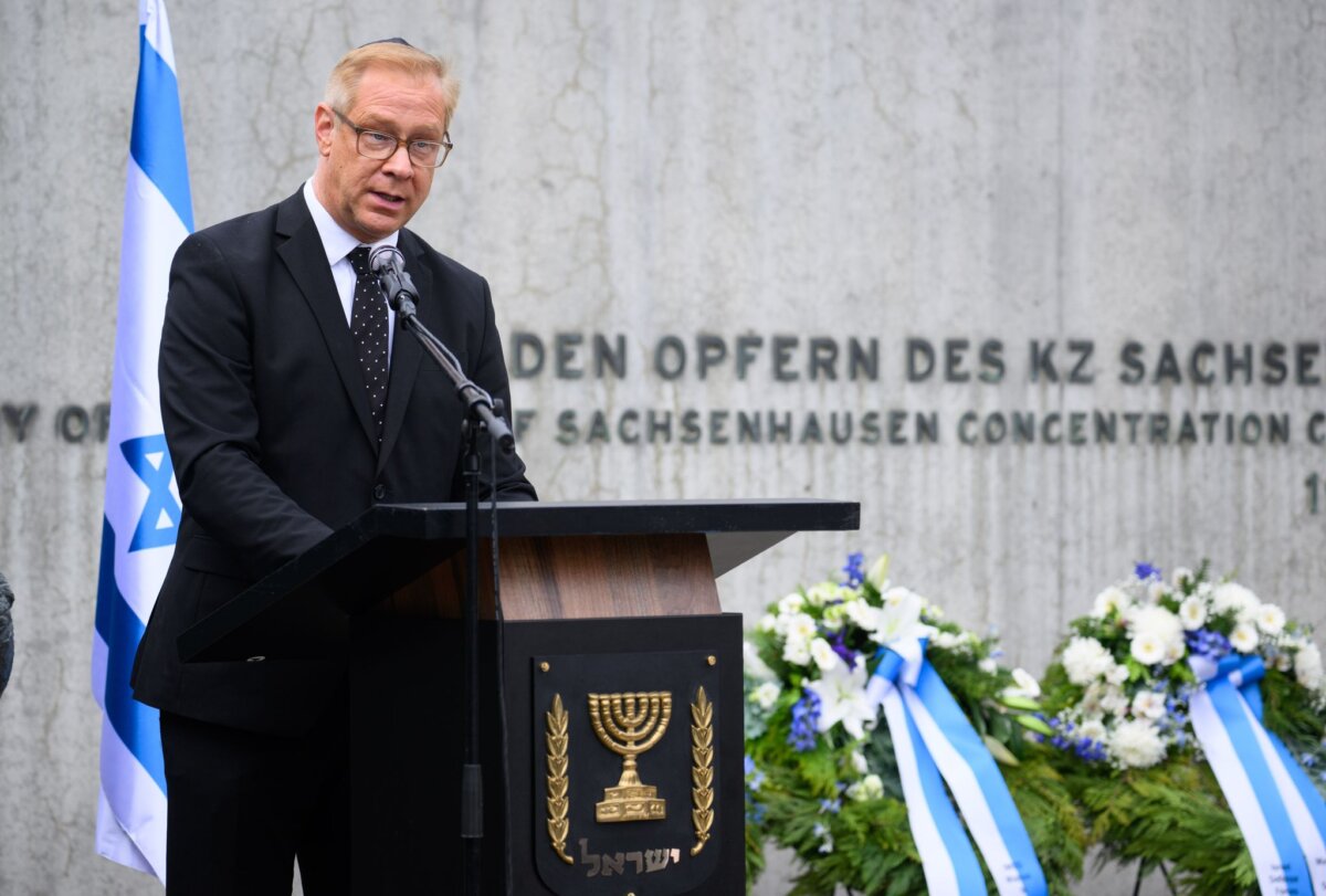 Brandenburgs Antisemitismusbeauftragter Büttner Die Brandenburger Polizei hat in den ersten drei Monaten 2026 knapp 50 Straftaten gegen Politiker und Amtsträger gezählt - darunter war auch ein Anschlag auf dem Privatgrundstück des Antisemitismusbeauftragten Andreas Büttner. (Archivbild)
