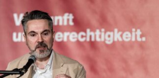 BSW-Chef für Merkel als Verhandlerin für Ukraine-Frieden Der BSW-Vorsitzende Fabio De Masi dringt auf diplomatische Initiativen zur Beendigung des Ukraine-Krieges.