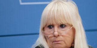Berlins Innensenatorin Iris Spranger (SPD) fordert schon länger eine Verschärfung des Waffenrechts. (Archivbild) 