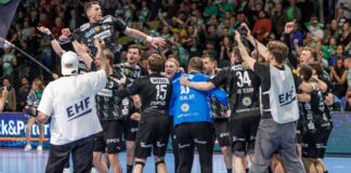 Feierten ausgelassen den Halbfinal-Einzug: Die Füchse Berlin. 