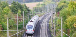 Stellwerksausfall: Störungen auf Bahnstrecke Hamburg–Berlin Störungen im Bahnverkehr zwischen Hamburg und Berlin. (Archivbild)