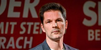 Krach und König vor Bewährungsprobe beim SPD-Landesparteitag SPD-Spitzenkandidat Steffen Krach will Regierender Bürgermeister von Berlin werden. (Archivbild)