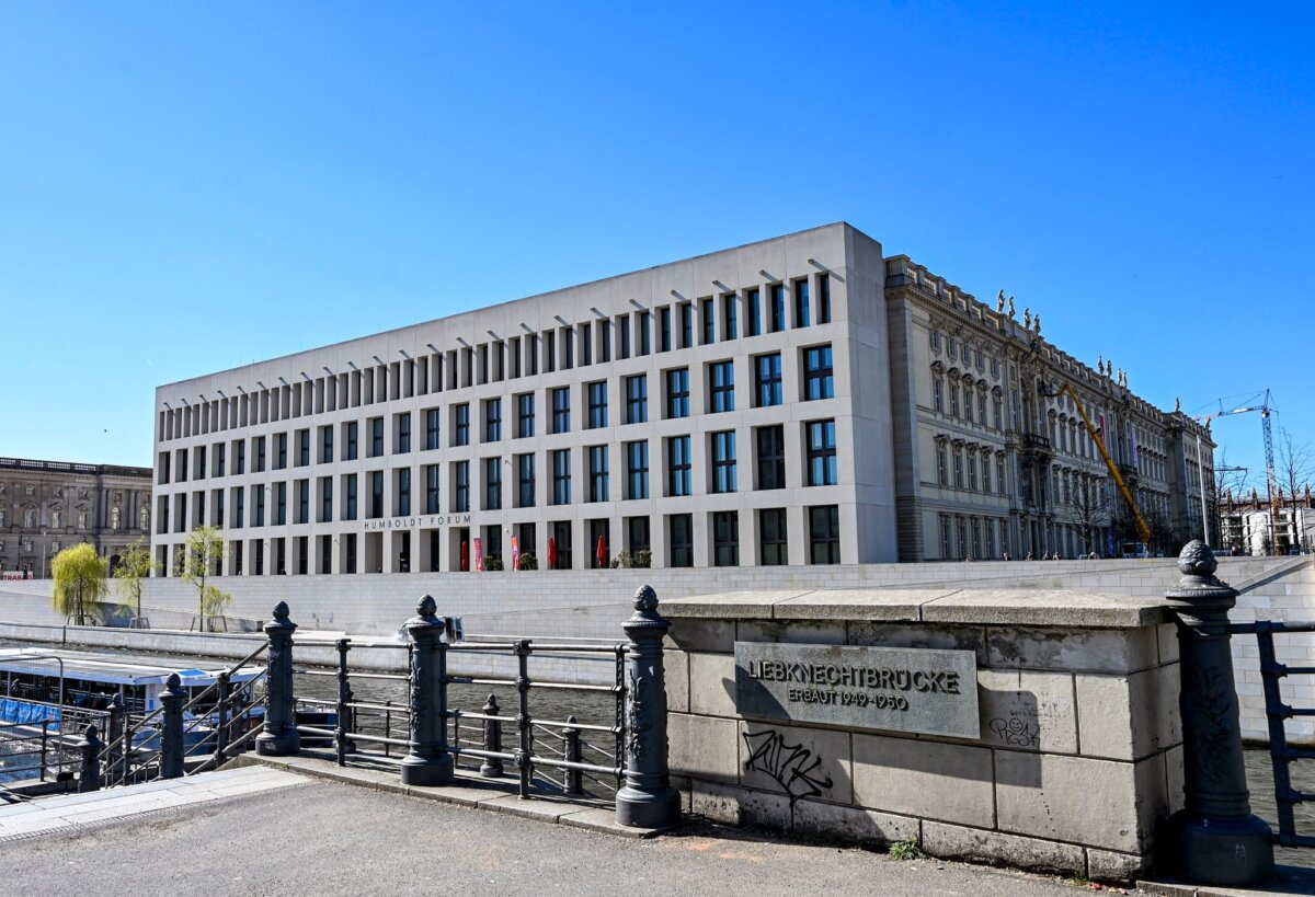 Humboldt Forum Die Hintergründe zu der Attacke am Humboldt Forum sind bislang unklar. (Archivbild)