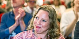BSW Brandenburg bestätigt Benda – Attacke gegen SPD Das BSW Brandenburg hat die Landesvorsitzende Friederike Benda im Amt bestätigt.