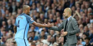 «Danke Pep»: Warum Kompany Lehrmeister Guardiola würdigt Vincent Kompany (l) war Pep Guardiolas Kapitän bei Manchester City. (Archivbild)