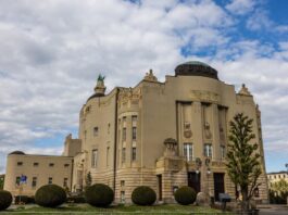 Generalmusikdirektor Merzyn verlässt Staatstheater Cottbus Generalmusikdirektor Alexander Merzyn verlässt das Staatstheater Cottbus zum Ende der Spielzeit 2027/28. (Symbolbild)