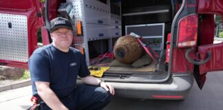 Bombenentschärfung in der Potsdamer Innenstadt beendet Mike Schwitzke hat die Bombe entschärft.