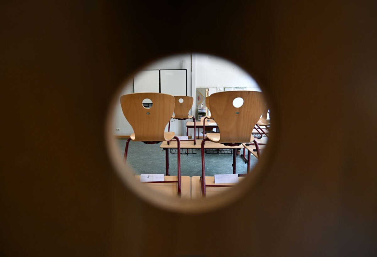 Klassenraum Eine neue Studie blickt auf das Ausmaß von Gewalt und Mobbing an Berliner Schulen. (Symbolbild)