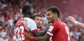 Würzburg steigt auf – Lok Leipzig verliert erneut Relegation Würzburg feiert die Rückkehr in die dritte Liga.