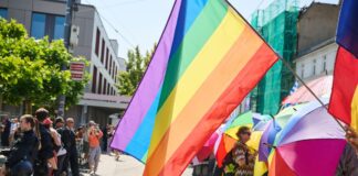 CSD-Demonstration zieht durch Eberswalde – Rechter Protest Regenbogenfarben leuchten in Eberswalde - wie hier beim CSD 2025. (Archivbild)