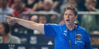 Fünf deutsche Handball-Teams in der Champions League dabei Trainer Nicolej Krickau und die Füchse Berlin verloren das letzte Champions-League-Finale gegen den FC Barcelona. (Archivbild)