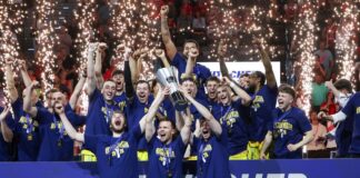«Nicht zu beschreiben»: Alba holt nach Aufholjagd Titel Alba Berlin feiert den großen Meister-Coup in München.