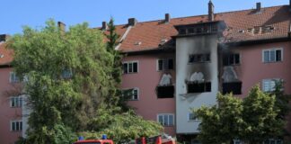 Die Feuerwehr wurde nachts zu einem Brand in Brandenburg an der Havel gerufen.