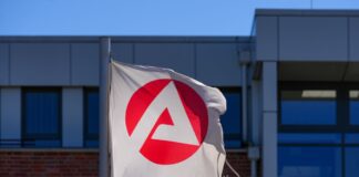 Arbeitslosigkeit in Brandenburg gesunken In Brandenburg ist die Arbeitslosigkeit im Juni gesunken.