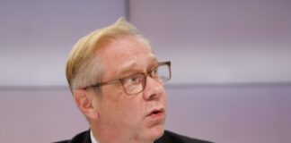 Brandenburgs Antisemitismus-Beauftragter Andreas Büttner hat seinen Bericht vorgestellt.