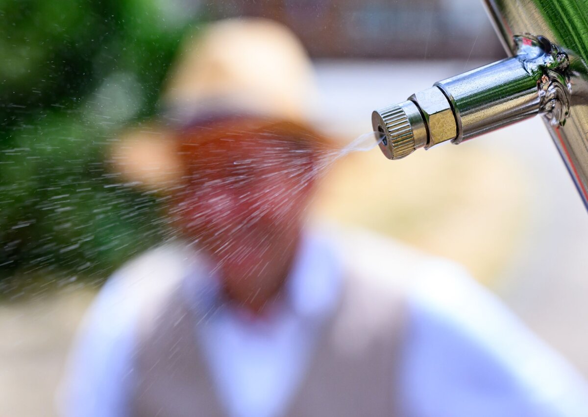 Wassernutzung im Sommer Die Wasserversorger in Brandenburg warnen vor Wasserverschwendung. (Symbolbild)