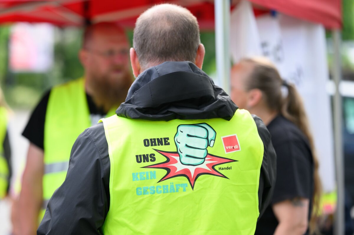 Verdi Warnstreik im Handel Die Gewerkschaft Verdi bestreikt morgen den Berliner Einzelhandel sowie den Großhandel in Berlin und Brandenburg. (Archivbild)