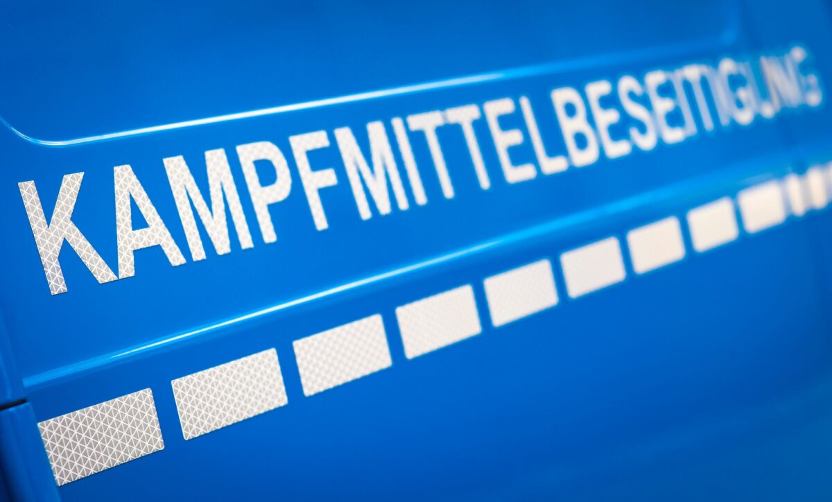 Kampfmittelbeseitigungsdienst Im Einsatz in Lossow: die Kampfmittelbeseitigung.