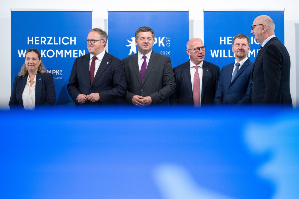 Ost-Ministerpräsidentenkonferenz Die Ost-Ministerpräsidenten dringen auf schnelleren Ausbau der Verkehrsverbindungen vor allem nach Osteuropa. (Archivbild)