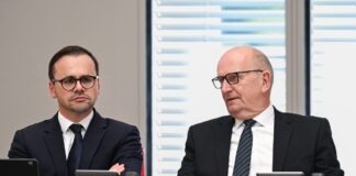 Brandenburgs Koalition 100 Tage im Amt – Dickes Arbeitspaket Die rot-schwarze Koalition von Ministerpräsident Dietmar Woidke (SPD) und Innenminister Jan Redmann (CDU) wird 100 Tage alt. (Archivbild)
