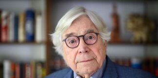 Bazon Brock wird 90: «Wach sein, das ist alles» Bazon Brock hatte als bundesweit erster Professor einen Lehrstuhl für «Prophetie» inne.