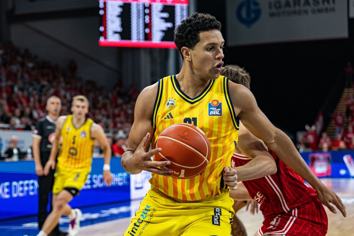 Alba-Spieler Michael Rataj Michal Rataj hat sich schnell bei Alba eingelebt und ist zum Leistungsträger geworden. (Archivbild)