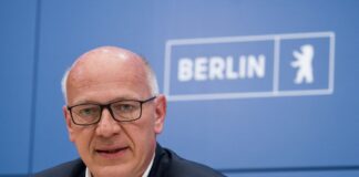 Wegner: Islamunterricht kann Radikalisierung vorbeugen Berlins Regierender Bürgermeister Kai Wegner (CDU) spricht sich für Islamunterricht an Berliner Schulen aus.