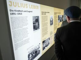 Gedenkort für Julius Leber in Berliner Kaserne eröffnet In der Bundeswehr-Kaserne gibt es nun einen Gedenkort für Julius Leber.