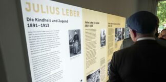 Gedenkort für Julius Leber in Berliner Kaserne eröffnet In der Bundeswehr-Kaserne gibt es nun einen Gedenkort für Julius Leber.